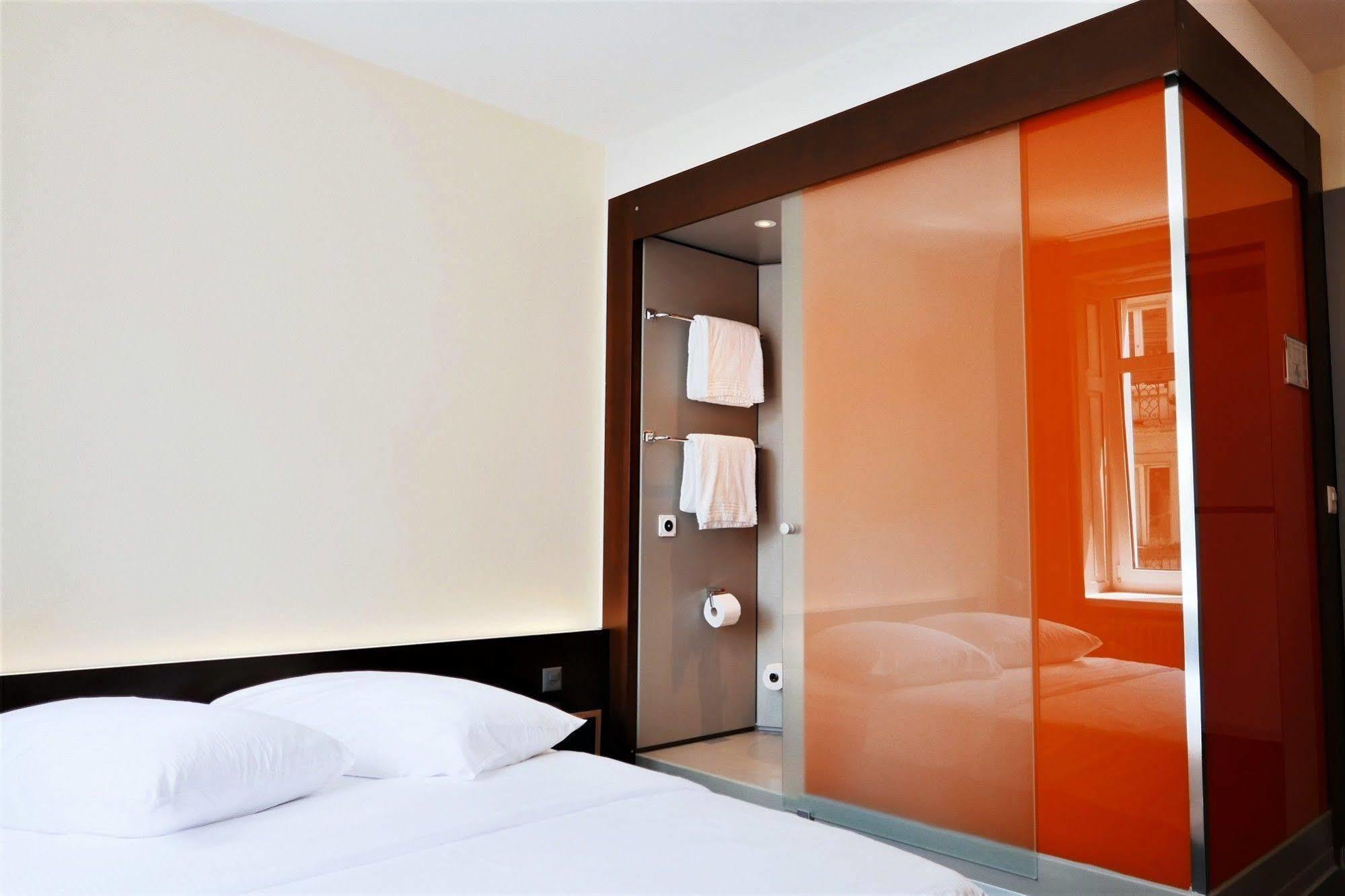Easyhotel Zuerich City Centre Eksteriør bilde
