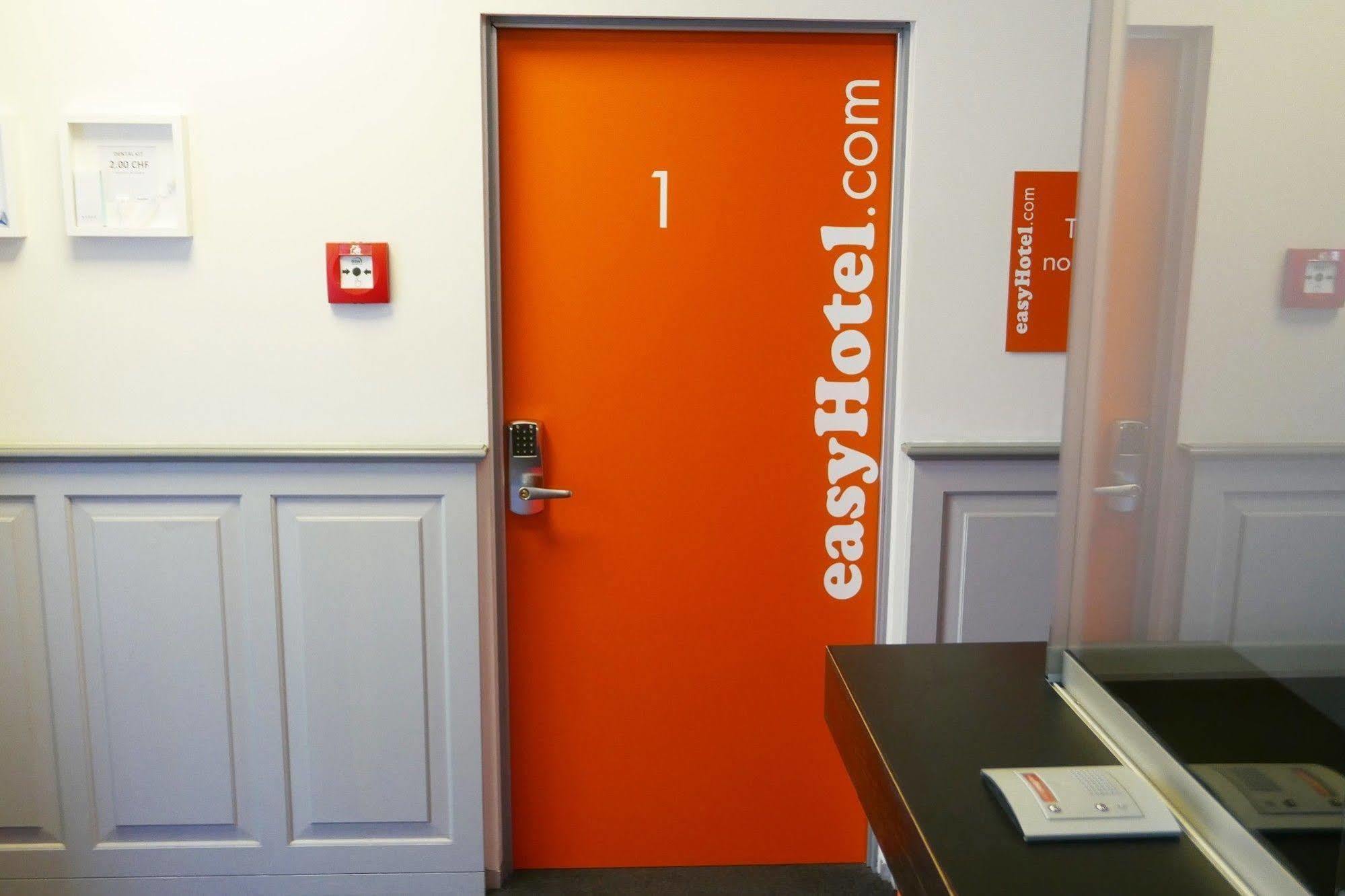 Easyhotel Zuerich City Centre Eksteriør bilde