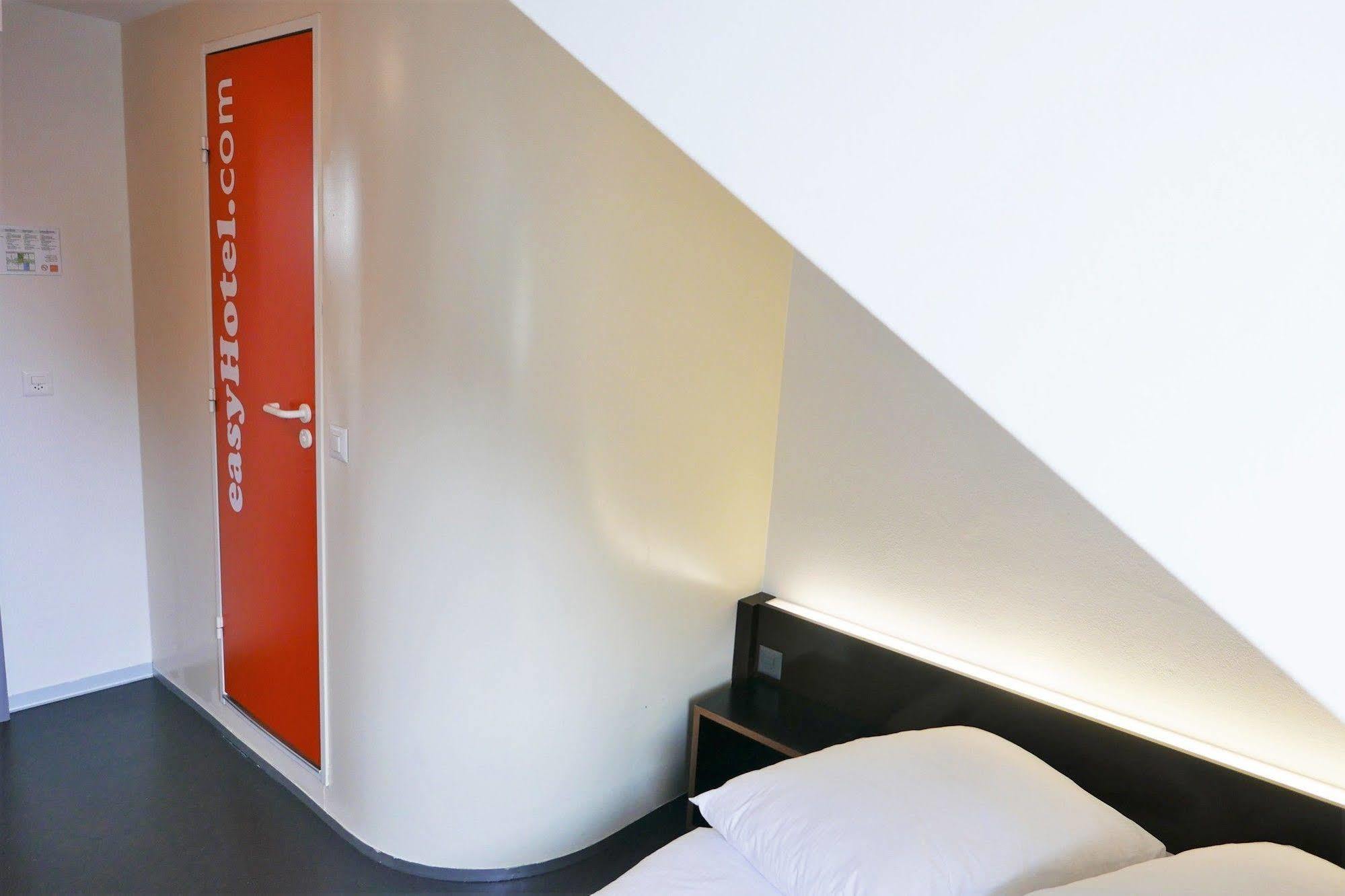 Easyhotel Zuerich City Centre Eksteriør bilde