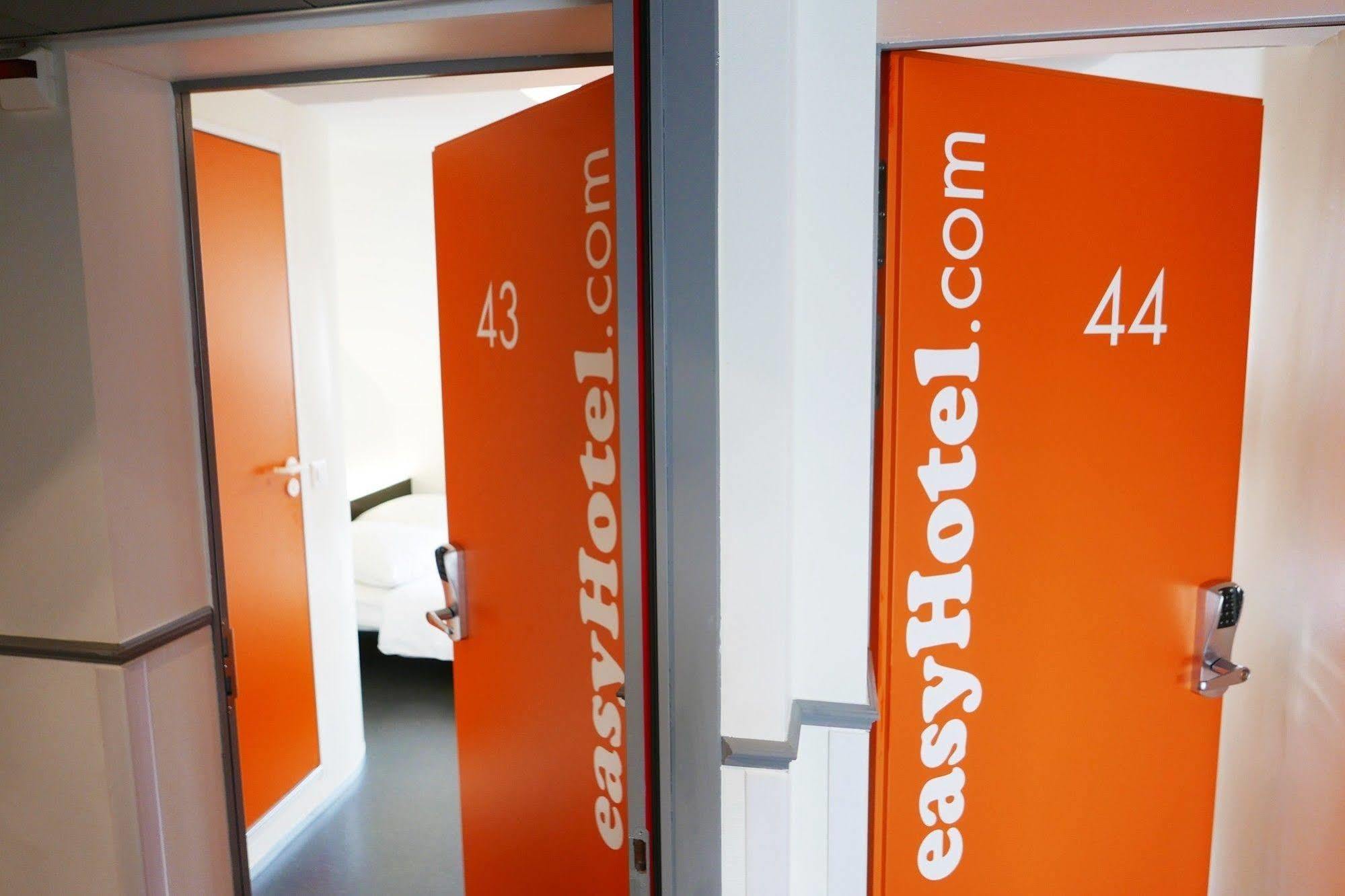 Easyhotel Zuerich City Centre Eksteriør bilde